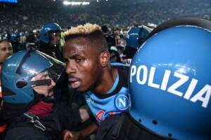 Napoli e Udinese sanzionati per il comportamento dei tifosi item-thumbnail