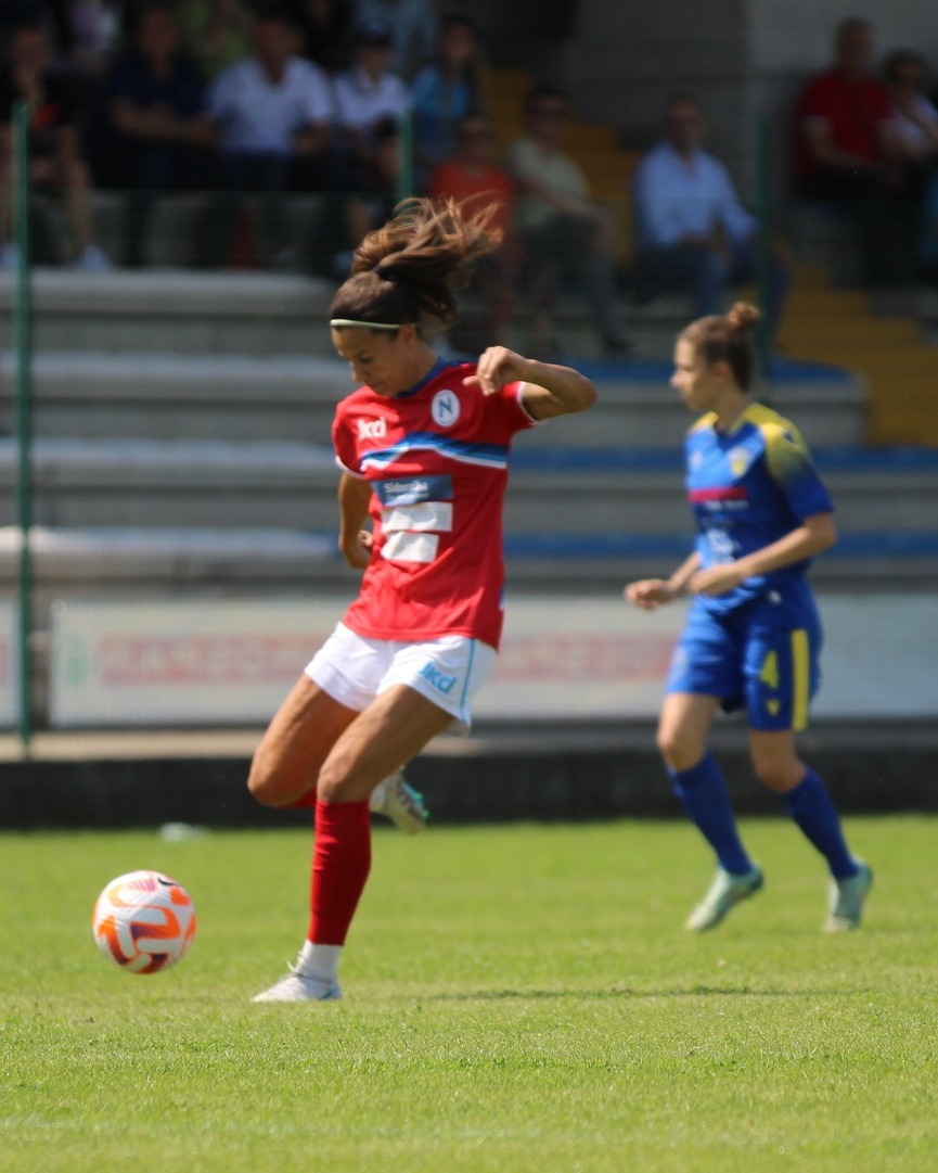 Il Napoli femminile vince e torna in A da campione, Lazio ai playoff Il Napoli femminile vince e torna in A da campione, Lazio ai playoff