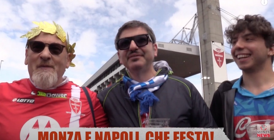 Tifosi del Monza e del Napoli insieme allo stadio, un altro modo di vivere il calcio è possibile (VIDEO)