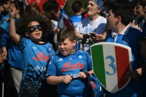 Napoli-Fiorentina Houston Bianchini film sullo scudetto Napoli biglietti minori 14 anni