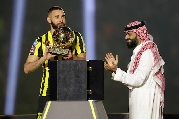 Benzema accolto dai tifosi dell’Al Ittihad (VIDEO)