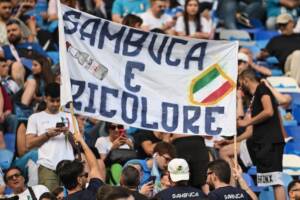 Napoli, festa scudetto: 33 feriti, un uomo morto d’infarto item-thumbnail