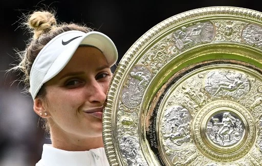 Vondrousova Wimbledon tennis finale