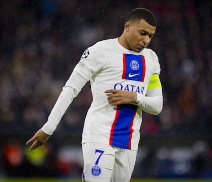 Il dilemma del calcio moderno: vince il collettivo ma lo finanziano le star (New York Times) Il dilemma del calcio moderno: vince il collettivo ma lo finanziano le star (New York Times)