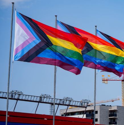 Il Barcellona si schiera a favore della comunità Lgbt e perde 440.000 follower su Instagram Il Barcellona si schiera a favore della comunità Lgbt e perde 440.000 follower su Instagram