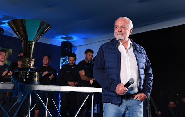 De Laurentiis rimodula l’obiettivo del Napoli: l’orizzonte non è più la Champions (Repubblica)