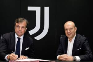 Ufficiale, Giuntoli è il nuovo football director della Juve item-thumbnail