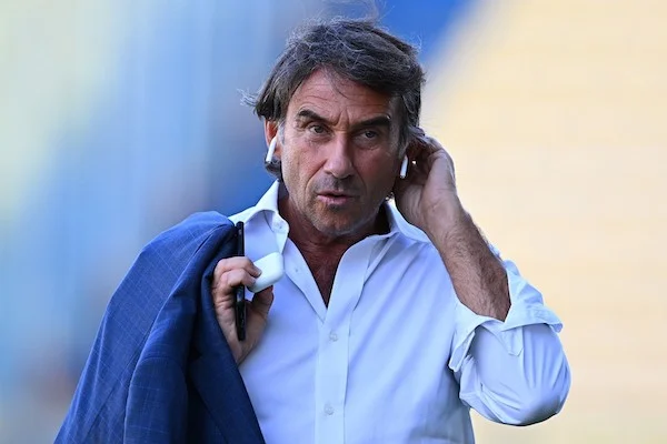 Carnevali: «De Bruyne è il colpo copertina del mercato. Complimenti a De Laurentiis» (Tuttosport) Carnevali: «De Bruyne è il colpo copertina del mercato. Complimenti a De Laurentiis» (Tuttosport)