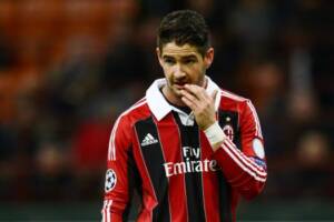 Pato: «Quando Berlusconi mi chiamò di nascosto per dirmi dove giocare: Leonardo? Tu ascolta me» item-thumbnail