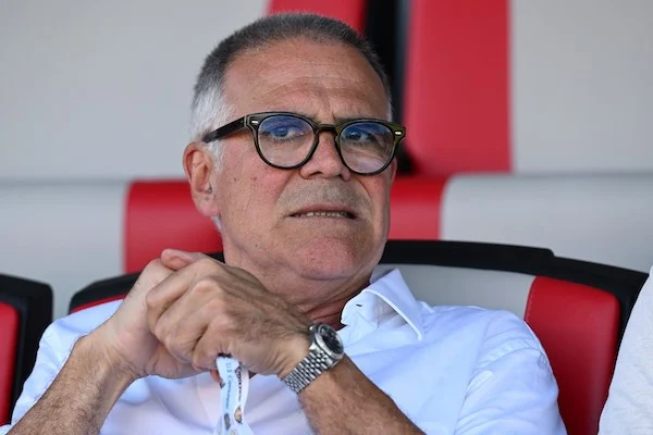Genoa, l’ex presidente Zangrillo non può fare l’abbonamento: Persona non gradita. «Presenterò denuncia»