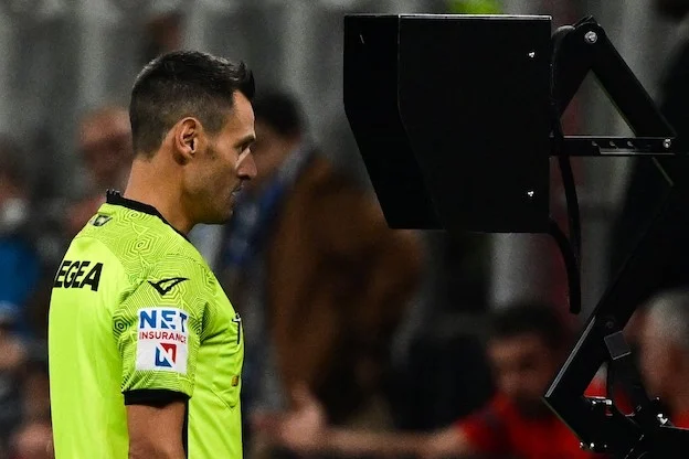 al mondiale per club gli arbitri avranno una bodycam per mostrare immagini esclusive