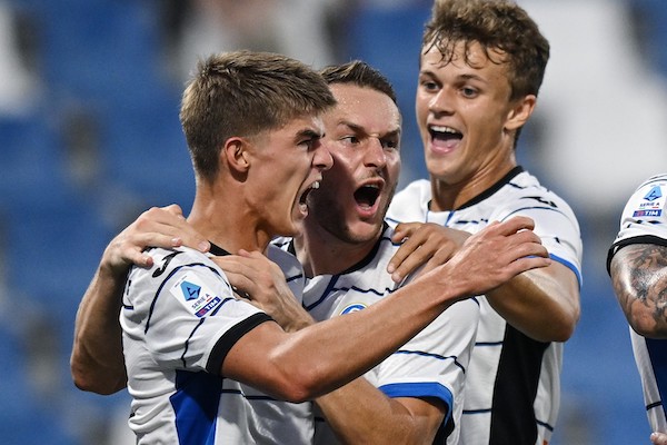 De Ketelaere è vivo e lotta insieme all’Atalanta: segna il gol dell’1-0 a Sassuolo