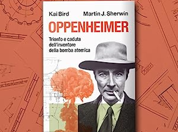 Oppenheimer, la biografia: 25 anni di raccolta di documenti ed un Premio Pulitzer Oppenheimer, la biografia: 25 anni di raccolta di documenti ed un Premio Pulitzer