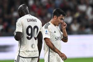 Sprofondo Roma, Mourinho ne prende quattro dal Genoa di Gilardino ed è crisi nera item-thumbnail