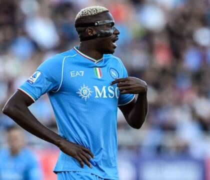 Osimhen cancella da Instagram le sue foto con la maglia del Napoli Osimhen cancella da Instagram le sue foto con la maglia del Napoli
