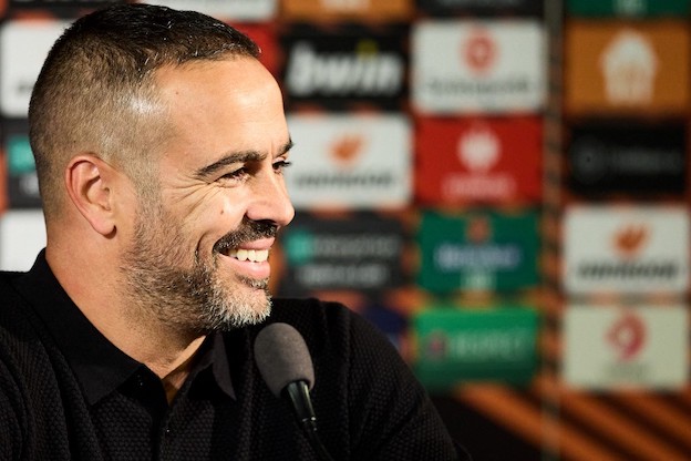 L’allenatore del Braga: «Siamo stati all’altezza del Napoli»