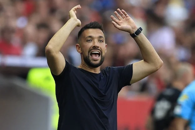 dramma per l ajax di farioli perde il campionato alla penultima giornata al 99 con un uomo in più – video da Ilnapolista.it dramma per l ajax di farioli perde il campionato alla penultima giornata al 99 con un uomo in più – video