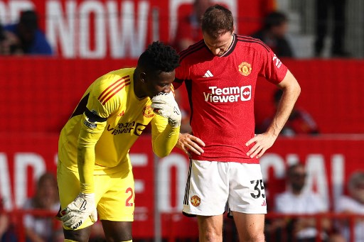 Manchester United, Onana regala il pareggio al Burnley