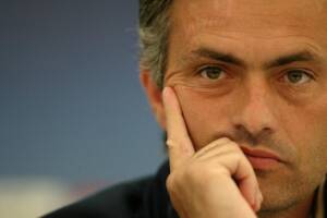 Mourinho vince il secondo round, il derby di League Cup va allo United: 1-0 al City item-thumbnail