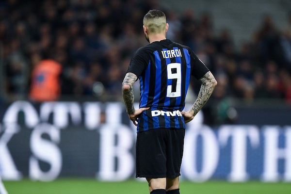 I tifosi dell’Inter con Icardi: «Contano più 4mila ultras che 38mila tifosi»