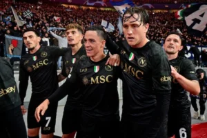 Il Napoli Napoli-Milan Zielinski De Laurentiis raspadori
