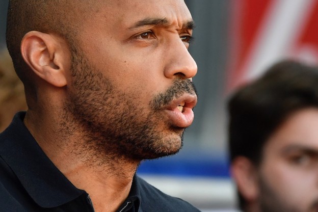 La sconfitta più grave è Thierry Henry alla Cbs che denuncia il razzismo del Napoli per Osimhen