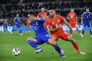l'Italia Sacchi Raspadori