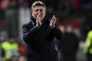 Mazzarri non ci capisce niente. Osimhen abbandonato item-thumbnail