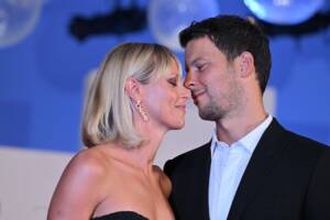 Federica Pellegrini e Matteo Giunta sono diventati genitori: è nata Matilde item-thumbnail