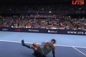 Rete stretta, punti jolly, musica e casino: il “nuovo” tennis di Mouratoglou somiglia al wrestling item-thumbnail