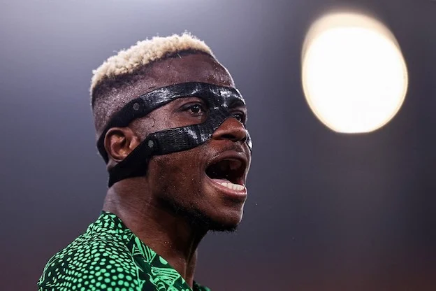 Osimhen aspetta la Juventus, ma dipenderà dal Napoli (Pedullà) Osimhen aspetta la Juventus, ma dipenderà dal Napoli (Pedullà)