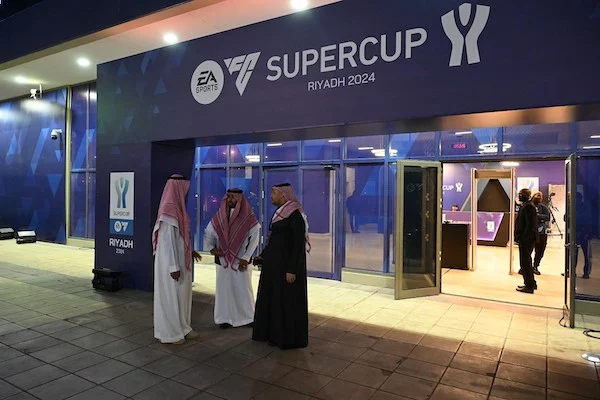 supercoppa chi vince porta a casa fino a 11 milioni de laurentiis ci sar224 ci tiene molto repubblica da Ilnapolista.it supercoppa chi vince porta a casa fino a 11 milioni de laurentiis ci sar224 ci tiene molto repubblica