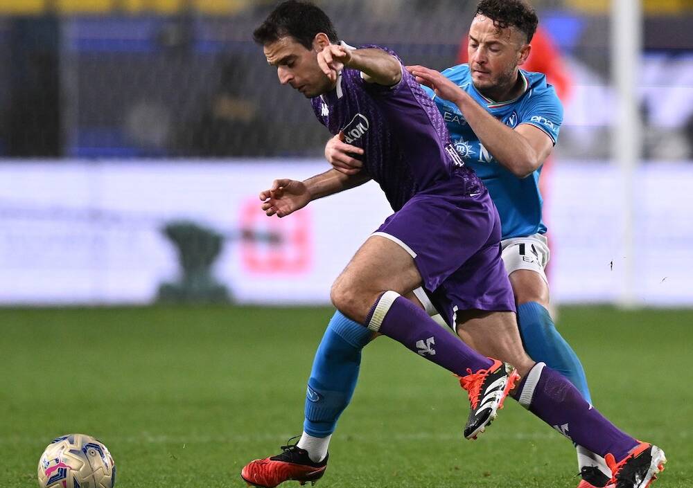 Fiorentina Napoli, le ufficiali: c’è Simeone in attacco. Di Lorenzo out per virus intestinale
