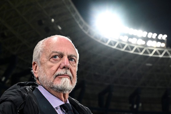 Empoli-Napoli. Al Castellani ci sono De Laurentiis e moglie insieme a 3500 tifosi napoletani (Sky)