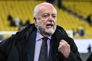 De Laurentiis Champions Zielinski Mazzarri Napoli bagnoli stadio