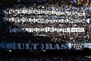 Napoli-Salernitana Napoli Striscione Tifosi Curva B