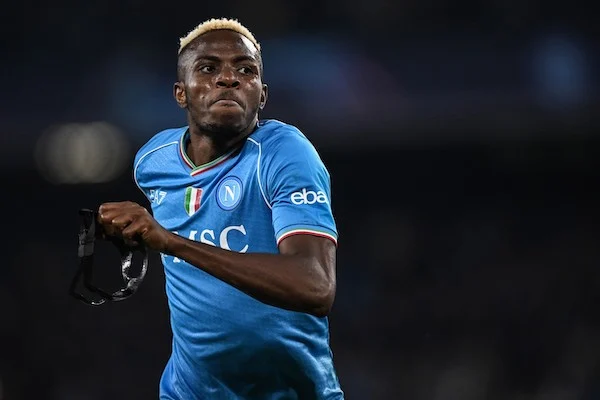 Conte non ha bocciato Osimhen, il nigeriano già aveva deciso lasciare Napoli (Pedullà) Conte non ha bocciato Osimhen, il nigeriano già aveva deciso lasciare Napoli (Pedullà)