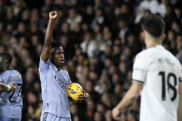 Vinicius denuncia alla Uefa i cori razzisti contro di lui prima di Atletico Madrid-Inter