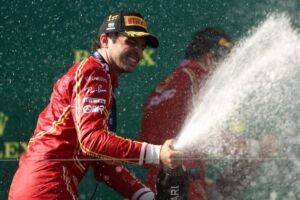 Sainz aveva due chili di muscoli in meno, ha recuperato in camera iperbarica (Mundo) item-thumbnail
