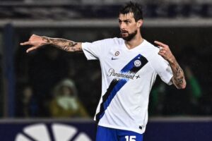 L’Inter ha riletto l’intervista di Acerbi? La libertà di insultare i serbi è una chicca dell’Acerbi-pensiero item-thumbnail