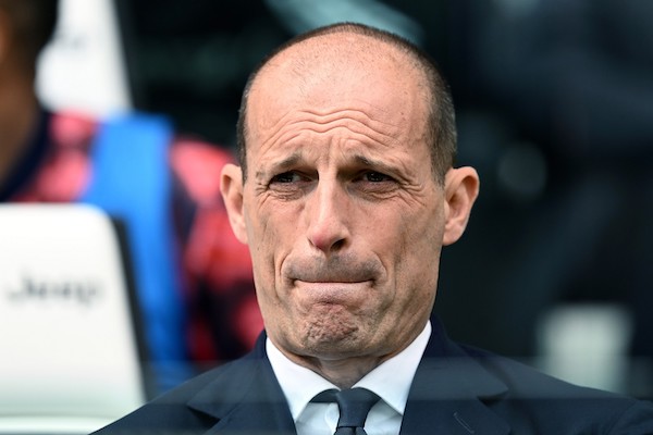 Allegri: «Mi fa piacere che i tifosi si siano esposti per me, ma l’importante è che siano con la squadra»