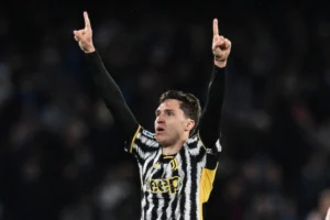 Juventus Chiesa Napoli