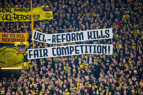 Borussia Dortmund, arriva la denuncia contro il Psg: pochi posti nel settore ospiti dello stadio
