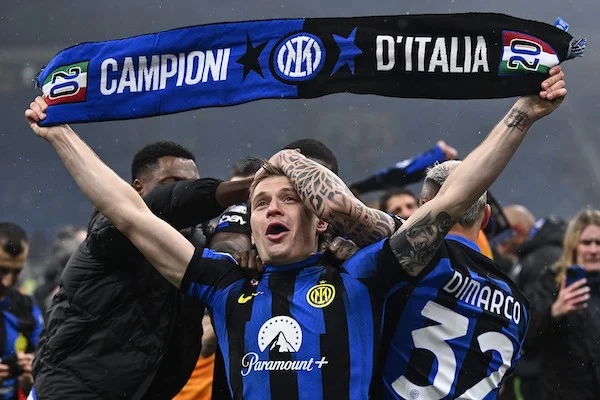 Scudetto, l’Inter ci crede e recupera quasi tutti già per la Lazio (Gazzetta) Scudetto, l’Inter ci crede e recupera quasi tutti già per la Lazio (Gazzetta)