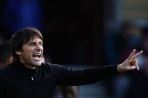 Conte-Napoli, accordo su diritti d’immagine e stipendio. Oriali incontrerà il club (Romano) item-thumbnail