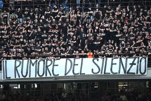 Milan, prosegue la protesta del tifo. Curva Sud in silenzio anche contro il Cagliari