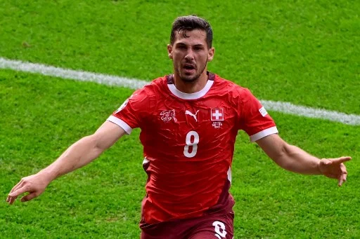 Bologna, Freuler in dubbio per la sfida contro il Napoli dopo l’infortunio nel derby Bologna, Freuler in dubbio per la sfida contro il Napoli dopo l’infortunio nel derby