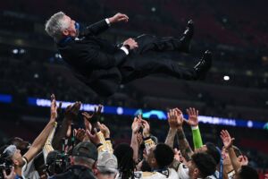 Il Real Madrid stende il Pachuca 3-0, Ancelotti diventa l’allenatore più titolato del club item-thumbnail