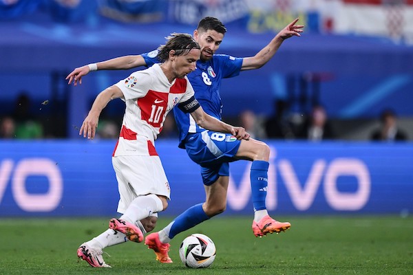 Solo Brozovic è più lento di Jorginho (La Stampa) Solo Brozovic è più lento di Jorginho (La Stampa)