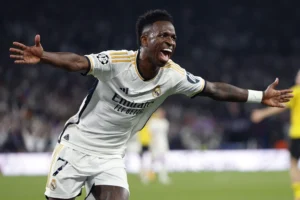Vinicius Real Madrid Champions cheerleader Brasile